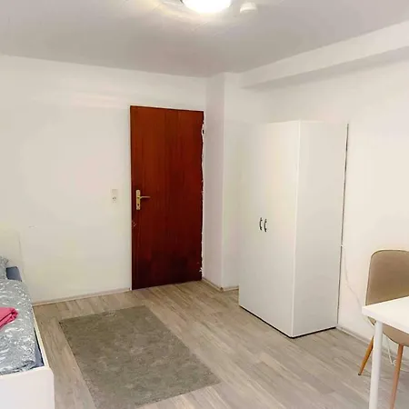 Проживание в семье Einzelzimmer In Einem Bungalow *